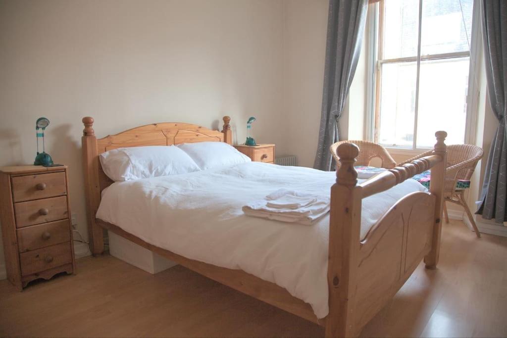 Cosy N Comfy Flat In Historic Heart Of Edinburghアパートメント エクステリア 写真