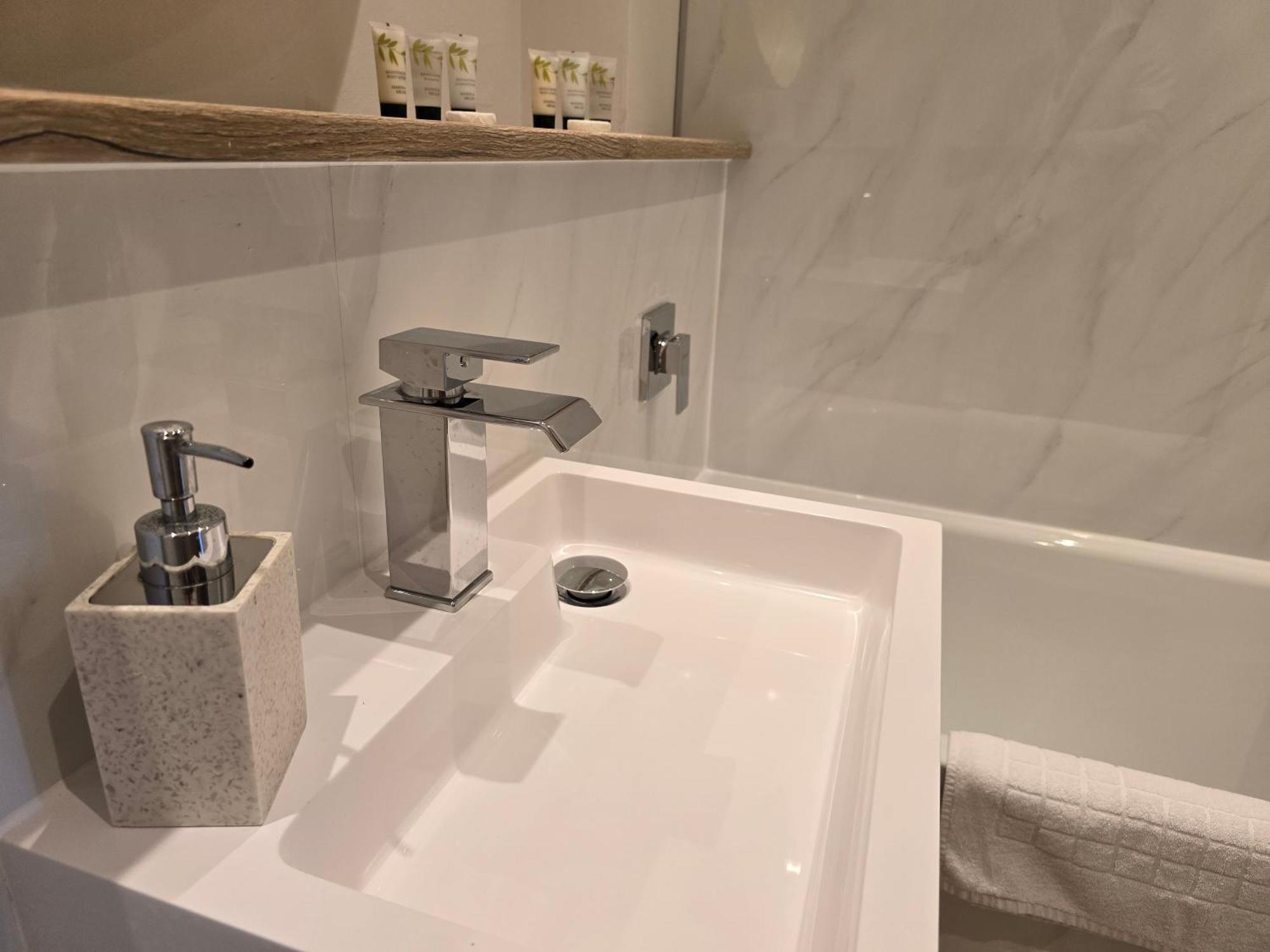 Cosy N Comfy Flat In Historic Heart Of Edinburghアパートメント エクステリア 写真